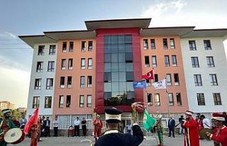 Öğrenci yurdunda mezuniyet coşkusu