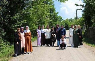 Öğrenciler köyleri geziyor