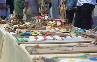 Öğrencilerden geri dönüşümlü sanat sergisi