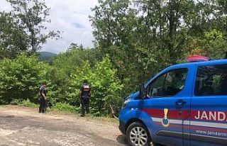 Ortağını pompalı tüfekle vurdu, cansız bedenini...