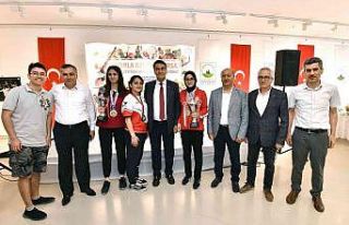 Osmangazi’nin şampiyonları bir arada