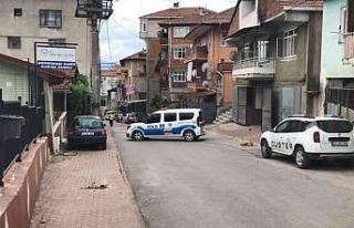 Otomobilin çarptığı 3 yaşındaki çocuk hayatını...