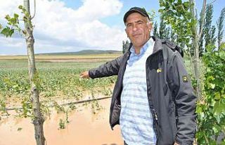 (ÖZEL) Gece yarısı başlayan yağmur köyde sele...