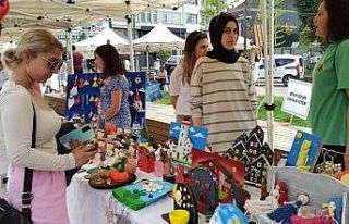 Özel öğrencilerin el emeği ürünleri görücüye...