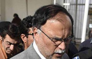 Pakistan’da ekonomik krize karşı "daha az...