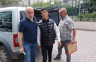 Para çalarken kameraya yakalanan hırsız gözaltına...