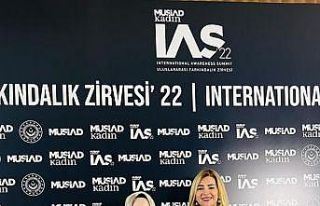 Polat, Uluslararası Farkındalık Zirvesi’nde Erzurum’u...