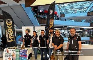 Polis ekipleri, bağımlılıklarla mücadele konusuna...