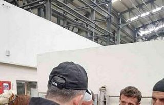 Polis kurban pazarında sahte para konusunda uyardı