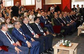 Rektör Aldemir, Adım Üniversiteleri toplantısına...