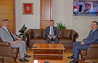 Rektörler ortak projeler için ÇAKÜ’de buluştu