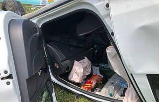 Rize’de kırmızı ışıkta geçen sürücü kazaya...