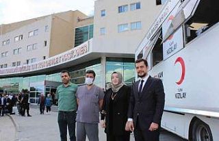 Sağlıkçılardan kök hücre bağışı