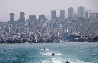 Sahil Güvenlik Samsun’da 127 kişiyi boğulmaktan...