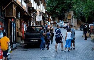 Sakin şehirler ağına dâhil edilen Kemaliye, yaz...