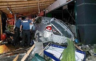 Samsun’da 25 metre takla atan otomobil şarküteri...