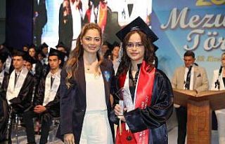 SANKO Okulları’nda mezuniyet heyecanı