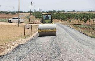 Şanlıurfa kırsalında asfalt çalışması