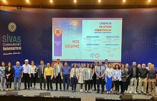 SCÜ’de liderlik eğitimi