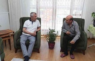 Şehit babalarına Türk Bayrağı ve Kur’an-ı...