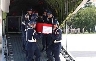 Şehit Jandarma Astsubay Arduç’un naaşı Eskişehir’e...