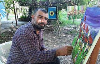 Şehrin gürültüsünden kaçıp köyüne yerleşti,...