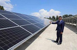Şehzadeler Belediyesi tükettiği elektriği güneşten...