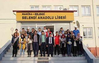 Selendi’de nitelikli okul sevinci