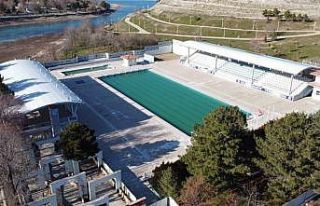 Serinlemek isteyenlere havuz hizmete açılıyor