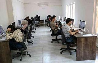 Sınavlara hazırlanan öğrencilere özel eğitim