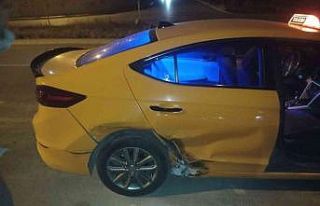 Sincan’da kaza yapan otomobil alev aldı: 1 yaralı