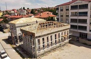 Sorgun, halk kütüphanesi için gün sayıyor
