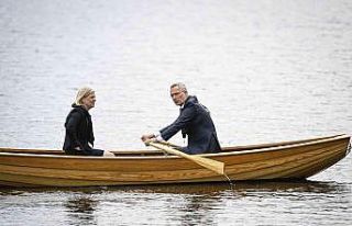 Stoltenberg ve Andersson’dan kayık sefası