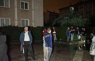 Su taşkını 1200 hanenin elektriğini kesti