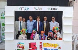 Şuhut Kitap Fuarı açıldı