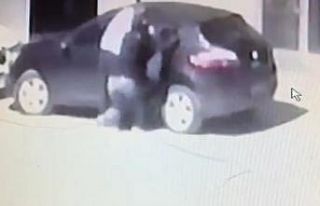 Sultanbeyli’de gece vakti otomobilden para ve giysi...