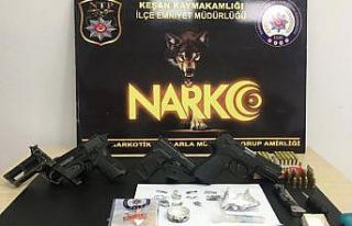 Şüphe üzerinde durdurulan şahısların üzerinden...