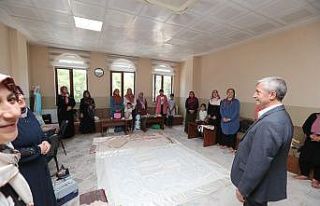 Tahmazoğlu kursiyerlerle buluştu