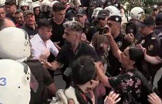 Taksim LGBT yürüyüşünde polise hakaret eden muhabire...