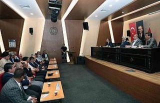 Talas kırsalındaki muhtarlarla altyapı toplantısı