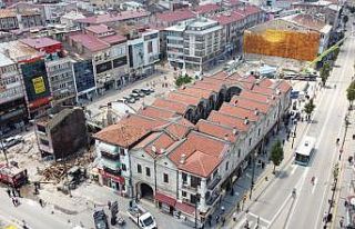 Tarihi Taşhan’ın çevresi genişletiliyor