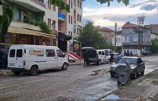 Tartıştığı annesini tüfekle vurdu