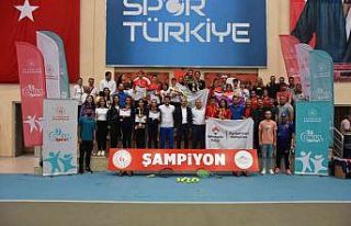 Tenis Yıldızlar Türkiye Birinciliği müsabakaları...