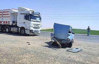 Tır ile otomobil çarpıştı: 2 yaralı