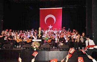 TKM’de Gençleşen Türküler rüzgârı