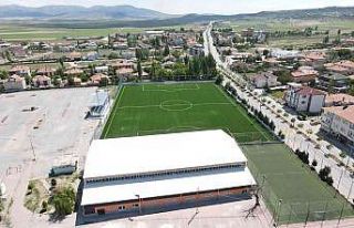 Tomarza ilçe stadı ve spor salonu tamamlandı