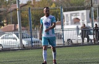 Trafik kazasında hayatını kaybeden futbolcu son...