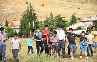 Tufanbeyli’de çocuklar istedi, başkan çalışma...