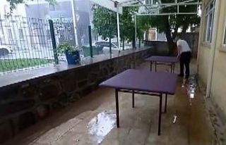 Tunceli’yi sağanak vurdu