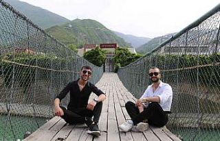 Türkiye’nin ilk turnikeli asma köprüsü Artvin’de